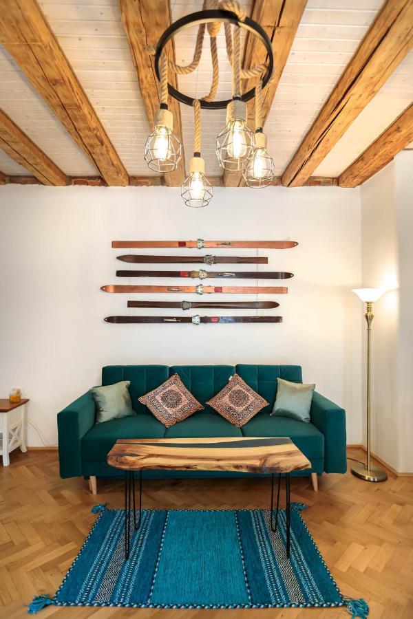 Saint John'S 22 Brasov Appartement Buitenkant foto