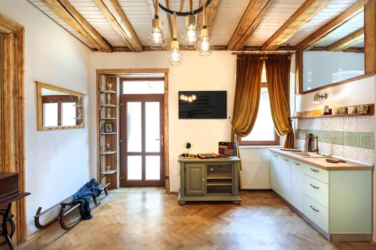 Saint John'S 22 Brasov Appartement Buitenkant foto