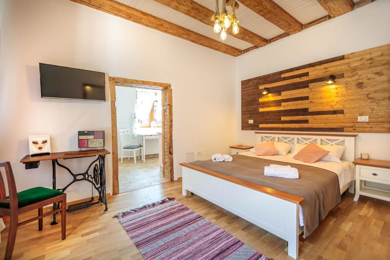 Saint John'S 22 Brasov Appartement Buitenkant foto