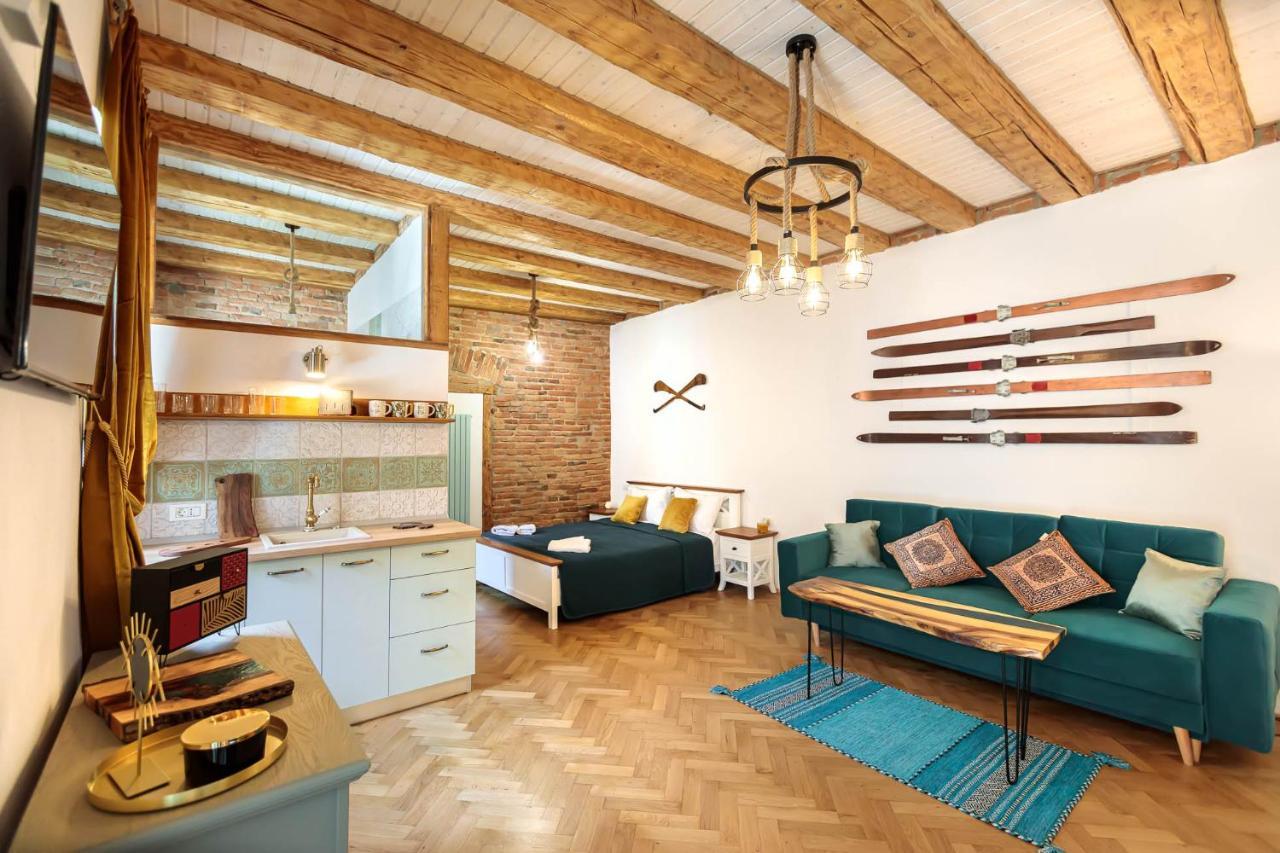 Saint John'S 22 Brasov Appartement Buitenkant foto
