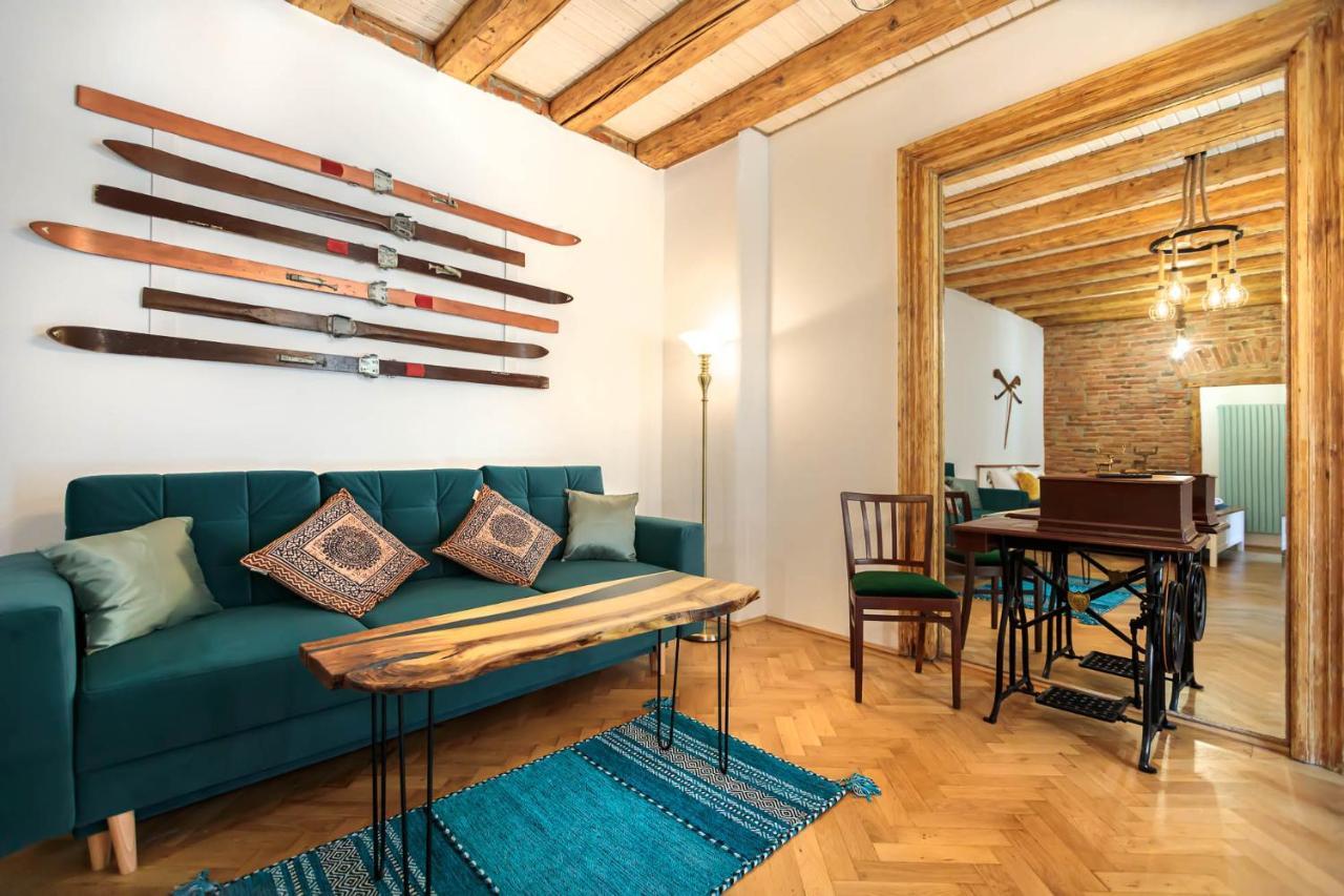 Saint John'S 22 Brasov Appartement Buitenkant foto