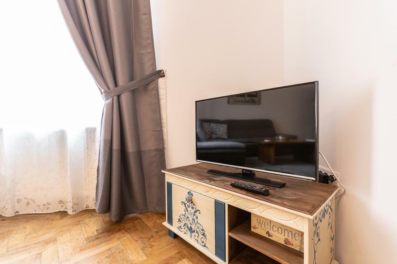 Saint John'S 22 Brasov Appartement Buitenkant foto