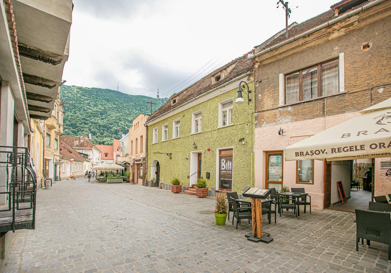 Saint John'S 22 Brasov Appartement Buitenkant foto